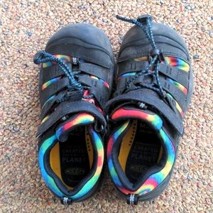 Keen Little Kids’ Newport Shoe in Rainbow Tie Dye